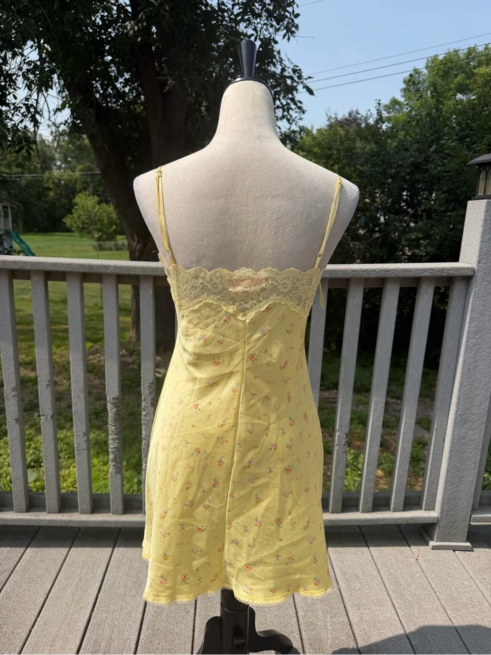 2005 Victoria’s Secret Angels Yellow Floral Lace Slip Dress Satin Bow Y2K Size S